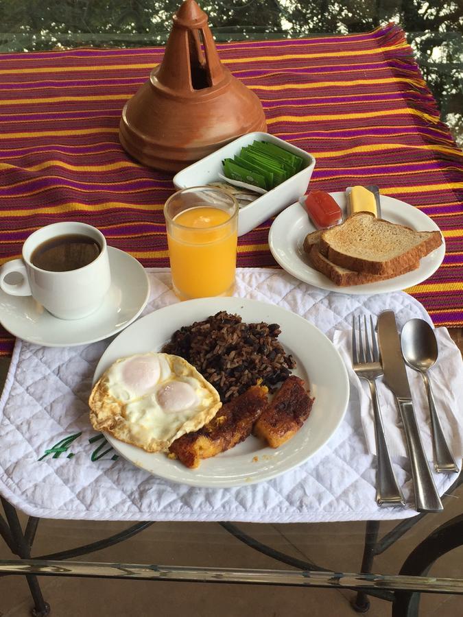 Airport Rio Segundo Studio Bed and Breakfast Alajuela Exterior foto